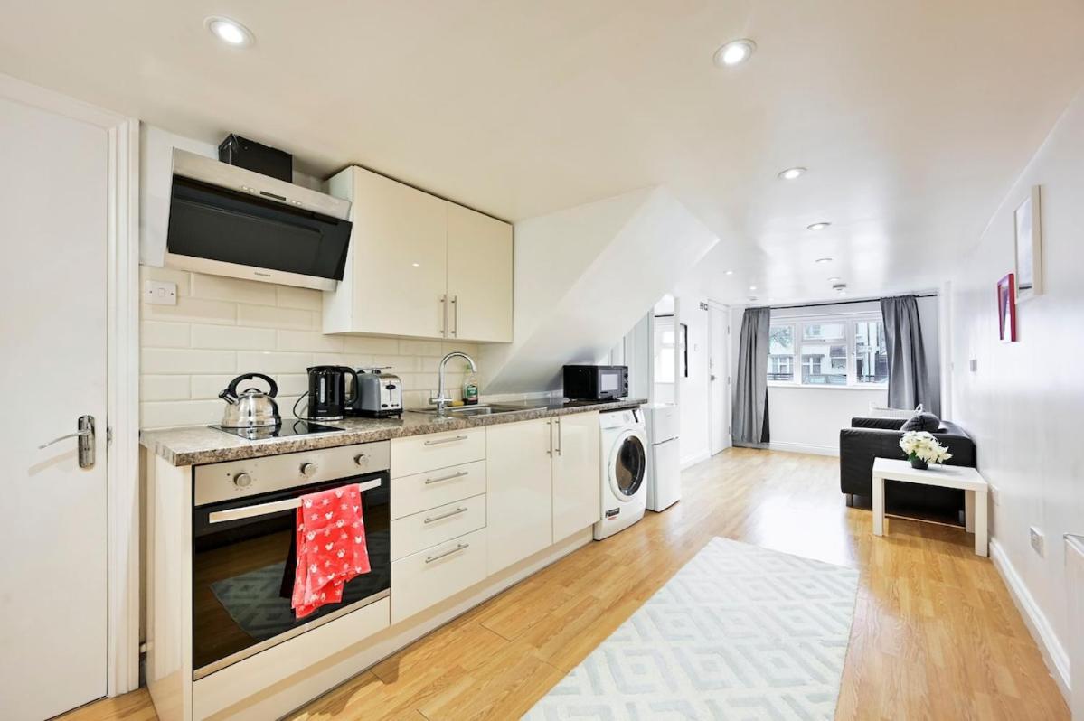 1-bedroom Flat Near Tube London